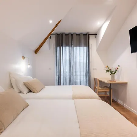 'hotel La Le Bourget, Paris, Parc Des Expositions 3* Le Bourget